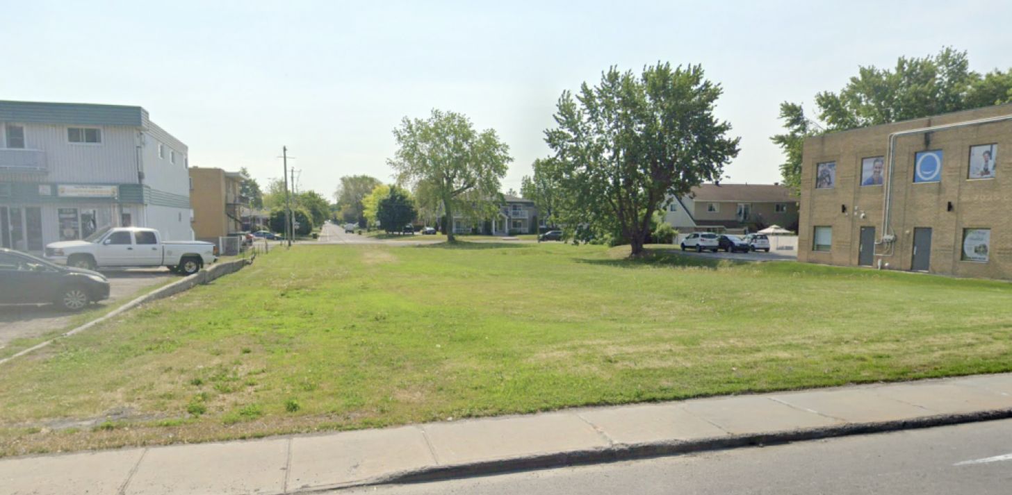 Magnificent plot of land with great potential - For Sale