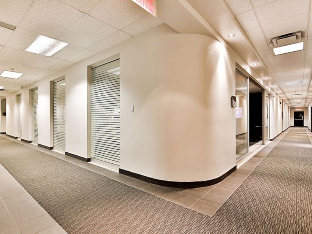 Bureau commercial � louer � Emplacement strat�gique au c�ur du Vieux-Longueuil