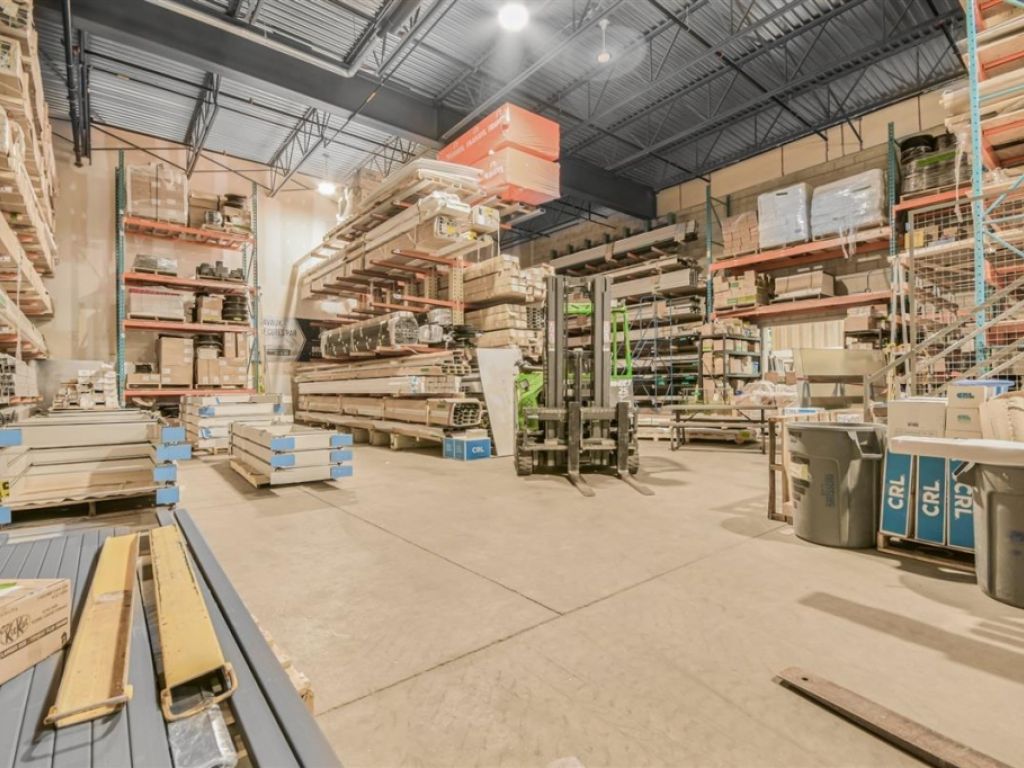 Espace industriel � louer � 320Z Rue Legault, local OP4-5-11, Blainville