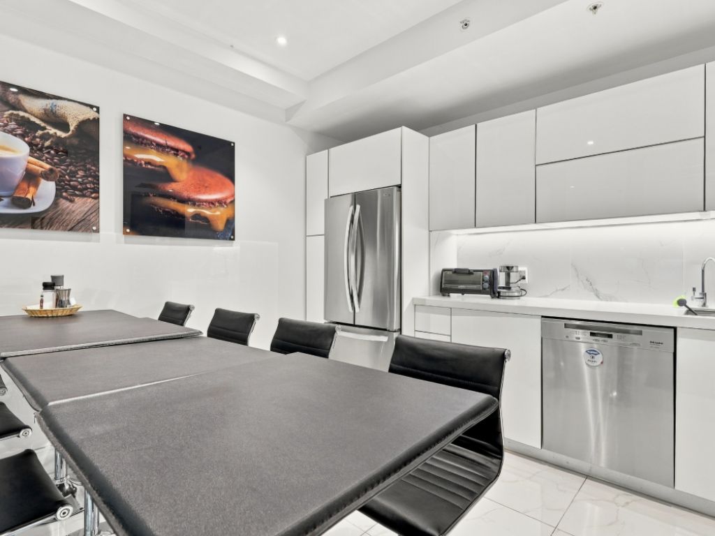 Turnkey offices in the heart of the city center