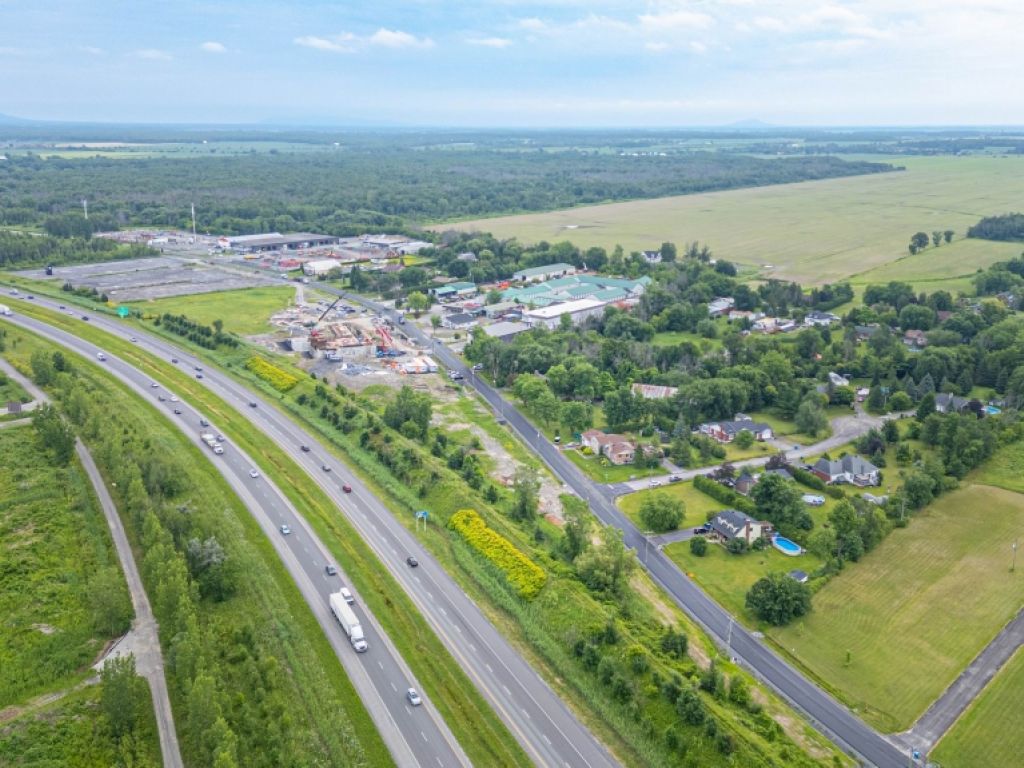 **Prime Industrial and Commercial Space for Lease**