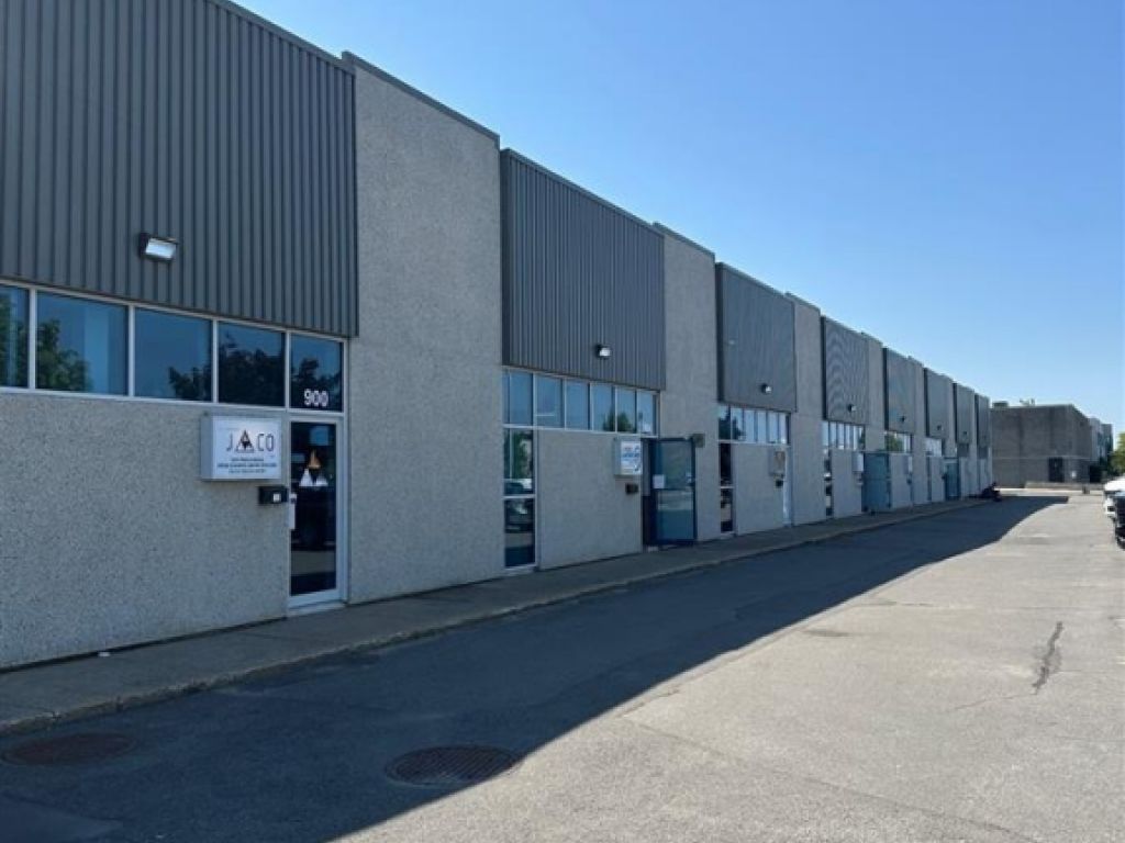 Espace industriel � louer - 900 Rue Michelin