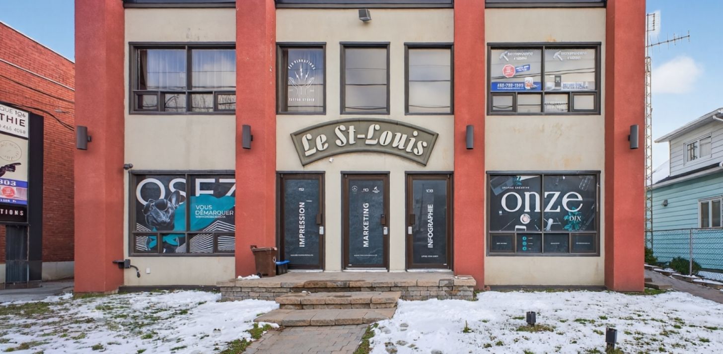 Commercial building and offices for sale - For Sale