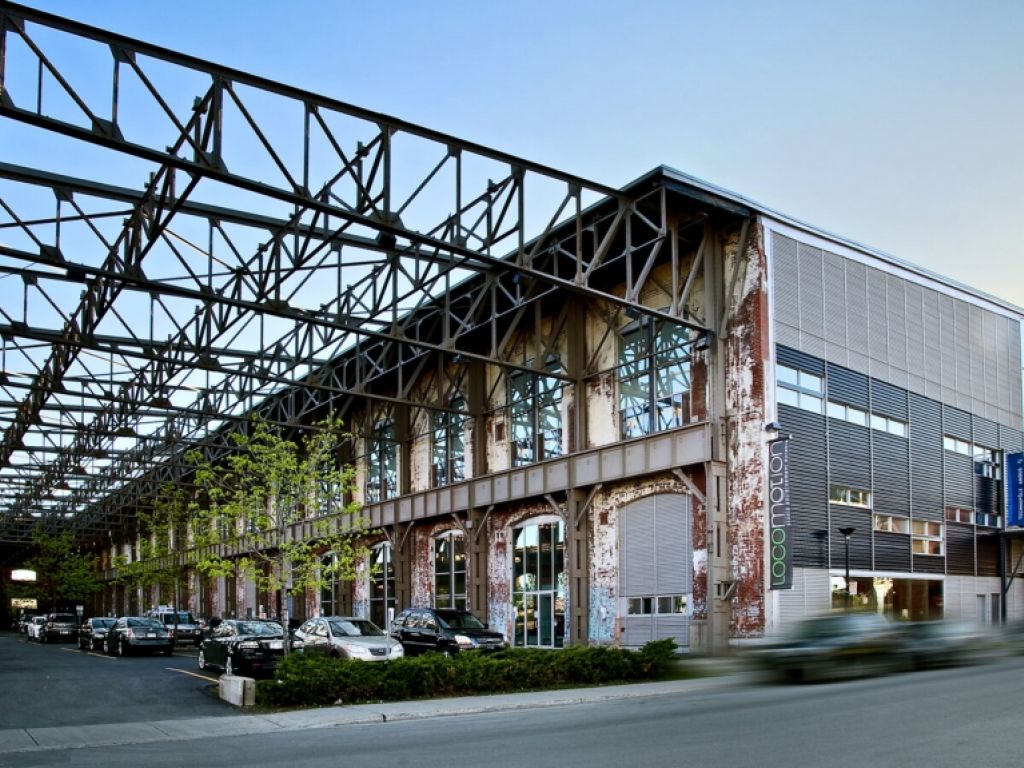 Technopôle Angus      2522 square feet