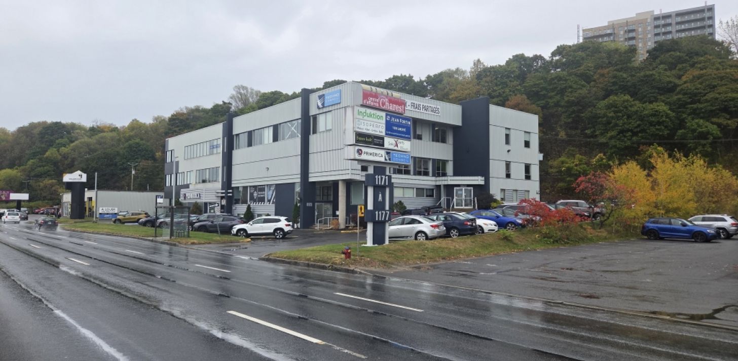 Local de bureaux - boulevard Charest O - For Rent