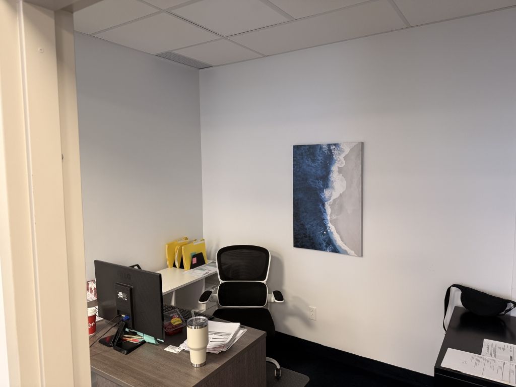 Offices for rent 1600 sq. ft. - 7 rue Industrielle, Delson