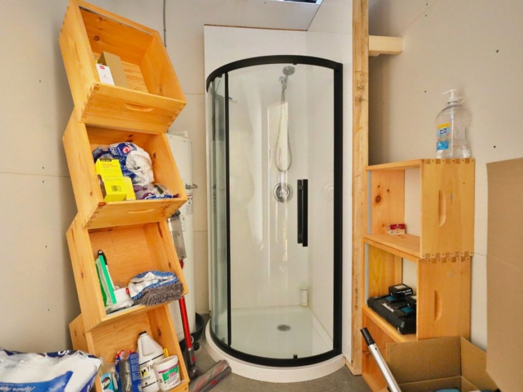 Local � louer (industriel - commercial - showroom - bureaux)