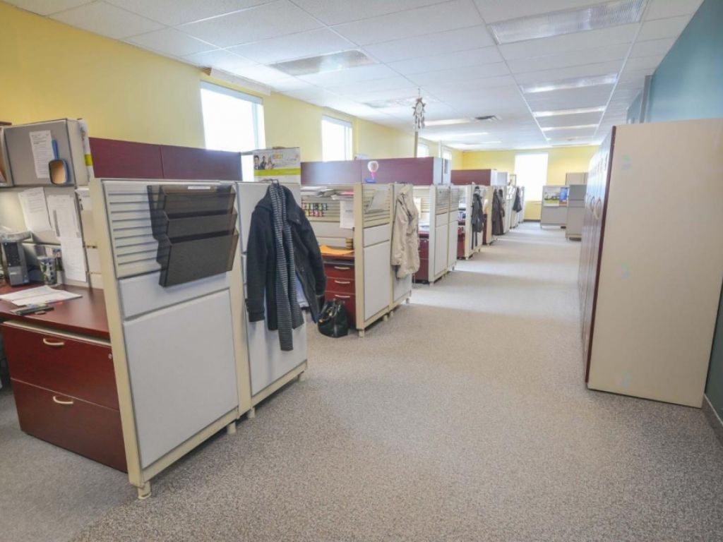 Office / Commercial Space 2,100 to 6,360 sq. ft. Downtown St-Jerome