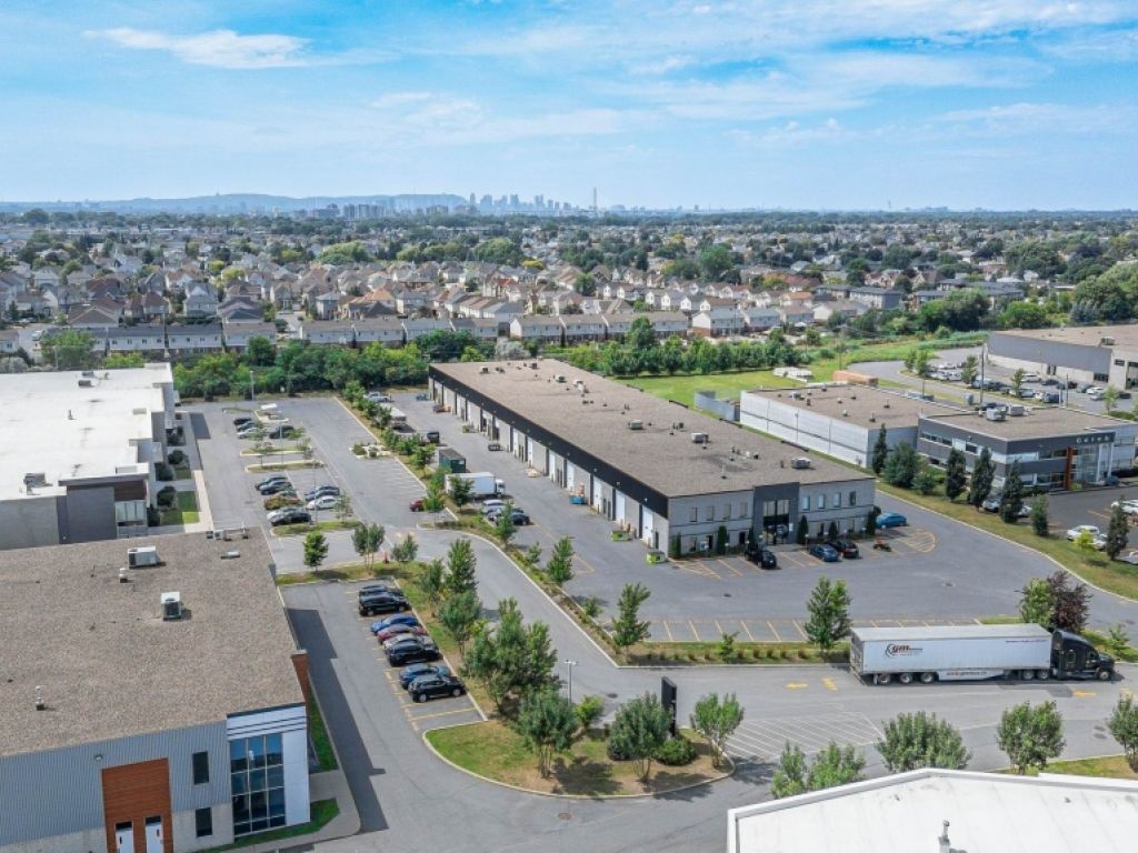 Espace industriel  vendre ou  louer Brossard 