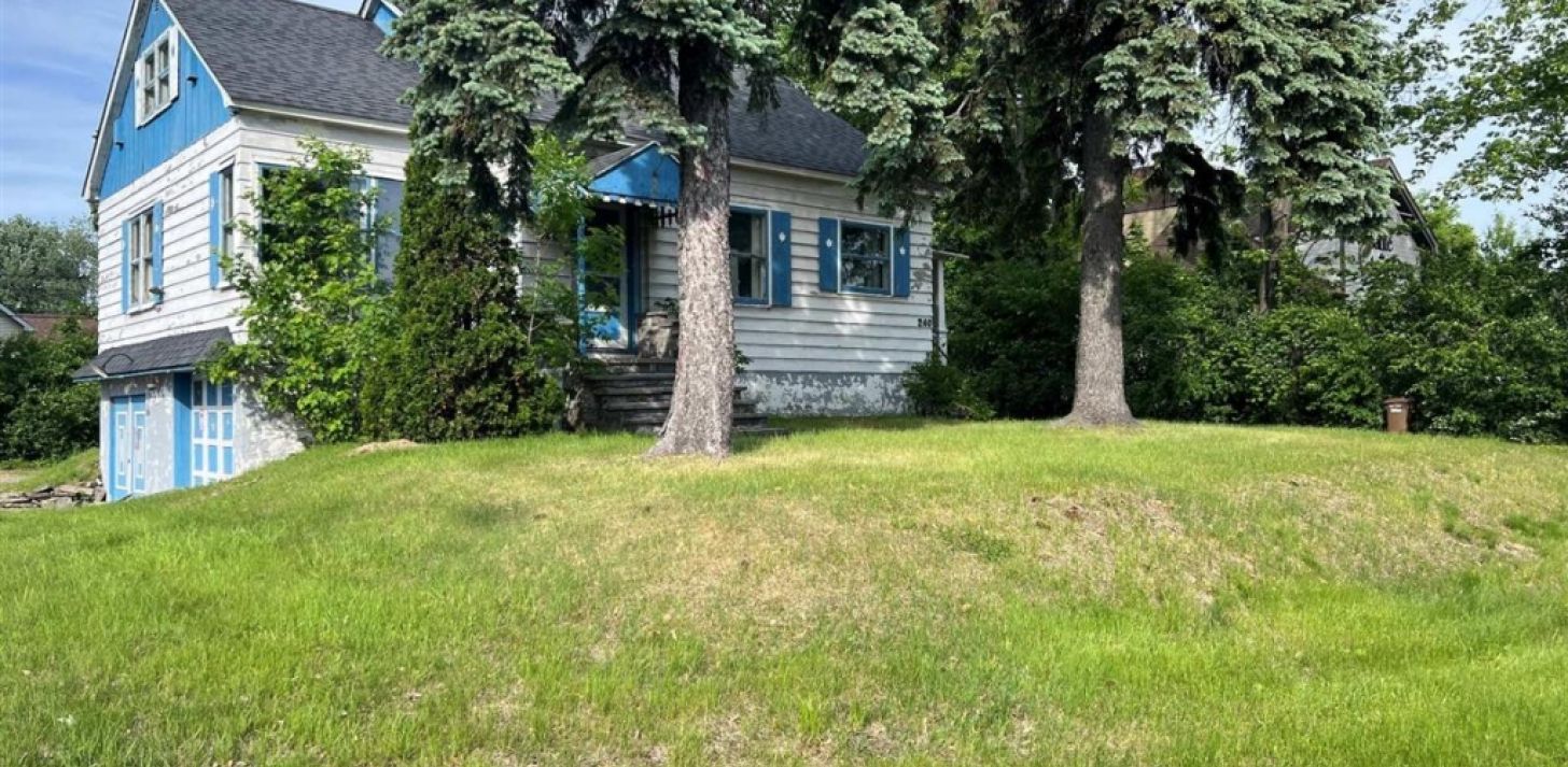 Land for sale - For Sale