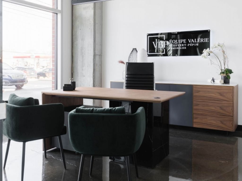 Stylish Office Space for Professionals
