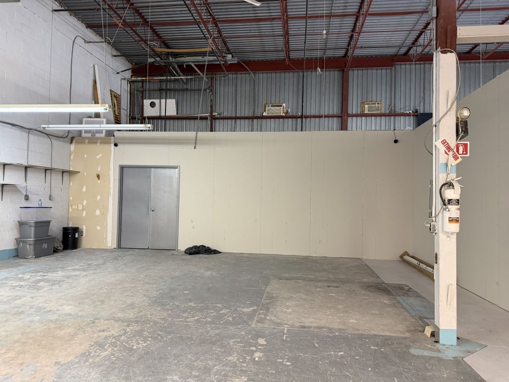 1,500-sq-ft industrial space for rent with private office and loading dock. Ideal location.