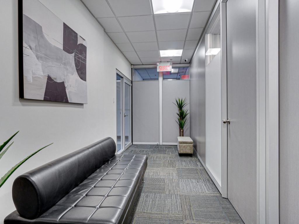 Bureaux meubl�s � louer - � partir de 900$ par mois