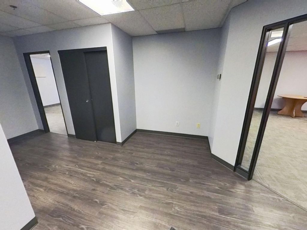 Espace de bureaux moderne  Place Iberville IV (Qubec)