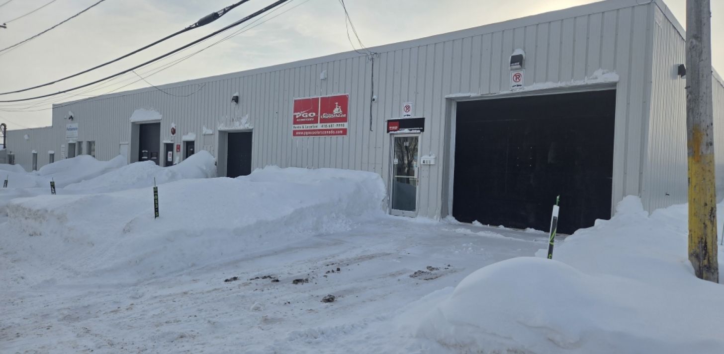 448 rue des Alleghanys, Qu&eacute;bec � Espace industriel polyvalent d�environ 3 353 pi&sup2; - For Rent