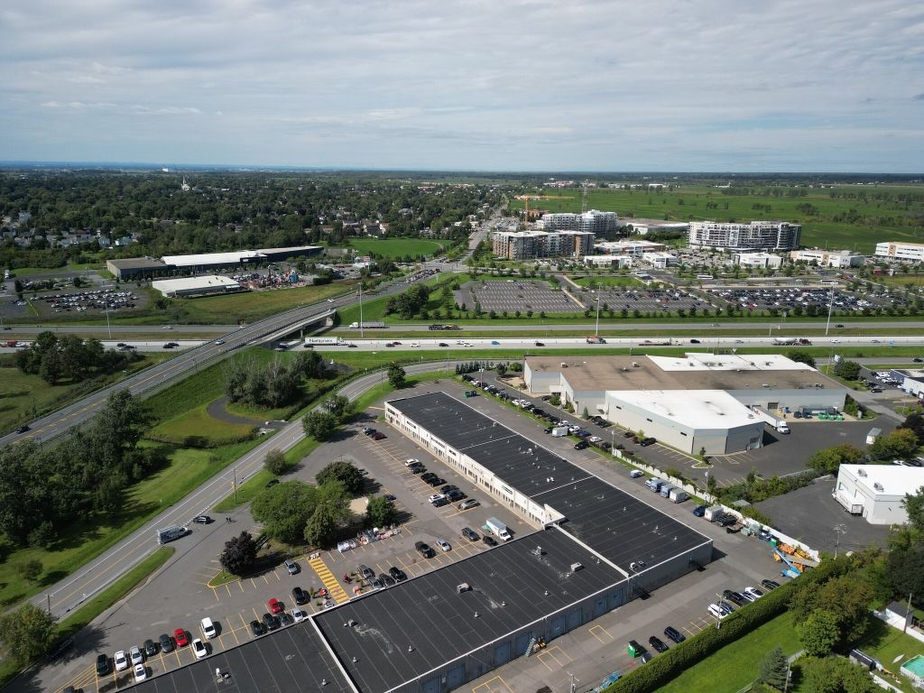 TEMPORARY RENTAL � 1,500 sq. ft. unit, Place Nobel, Sainte-Julie, $2,000