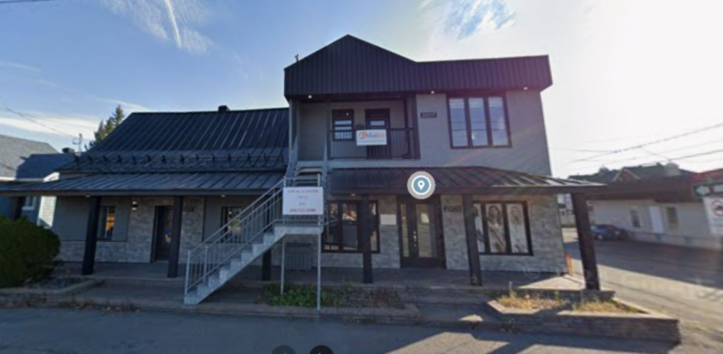 Local commercial &agrave; louer avec beau cachet - For Rent