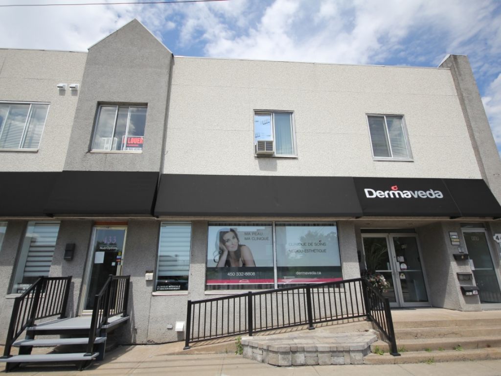 Commercial spaces for lease in Longueuil