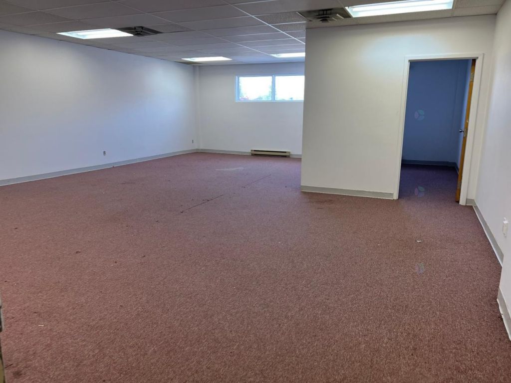 931 sqft office on Sherbrooke $775* Montreal Mercier